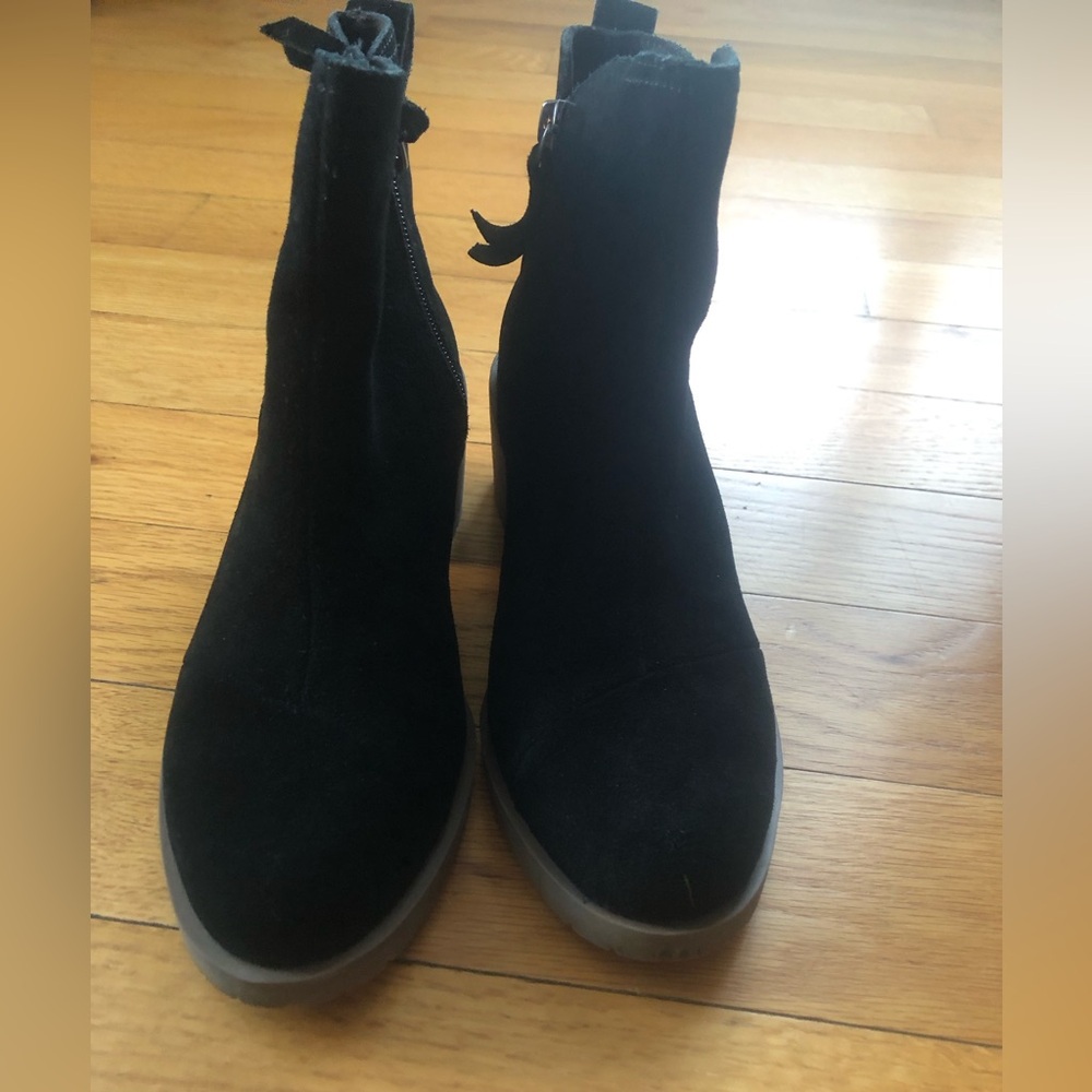 Tom’s leighton suede boot - Picture 4 of 7